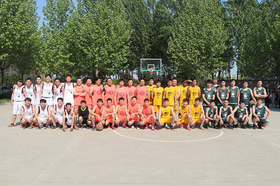 青春無畏，逐夢(mèng)揚(yáng)威！河南青峰屆“創(chuàng)新杯”員工籃球聯(lián)賽首戰(zhàn)圓滿落幕！